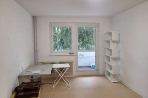 Helle 2-Zimmer Wohnung mit Balkon in Berlin-Prenzlauer Berg – Einsteinstr. 16b, 10409 Prenzlauer Berg, Berlin – Vorschaubild 1