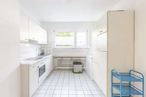 Wohnen mit Perspektive – Split-Level-Haus mit Garten und Entwicklungsmöglichkeiten – Die vollständige Adresse der Immobilie erhältst du vom Anbieter., 57080 Siegen, Siegen – Vorschaubild 4