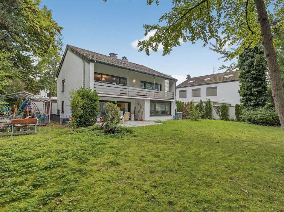 Hausansicht - Garten