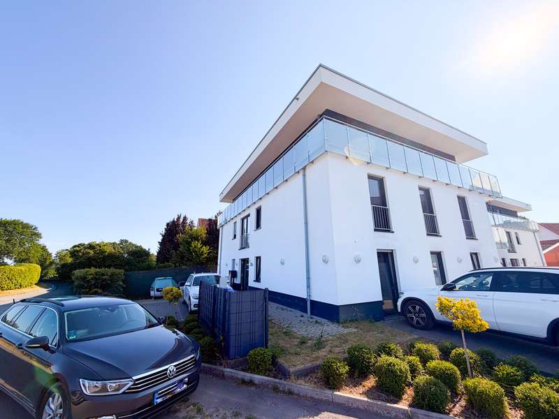 Exklusive Neubau-EG-Wohnung mit Garten, Terrasse, Aufzug & hochwertiger Einbauküche in Dorsten-Rhade