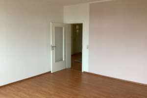 Freundliche und sanierte 3-Raum-Wohnung mit gehobener Innenausstattung,Balkon & Kamin in Grimma – Karl-Marx-Straße 5, 4668 Grimma – Vorschaubild 7