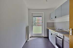 Volltreffer! Helle 2 Zi-ETW mit Balkon und Garage in Thon! – Die vollständige Adresse der Immobilie erhältst du vom Anbieter., 90408 Thon, Nürnberg – Vorschaubild 8