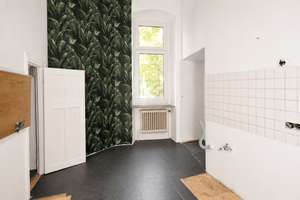 Bezugsfreie 4-Zimmer-Altbauwohnung – barrierefrei (WE05) – Die vollständige Adresse der Immobilie erhältst du vom Anbieter., 13359 Gesundbrunnen, Berlin – Vorschaubild 4