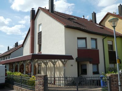 Familiengerechtes Reihenendhaus mit Carport und Garten!