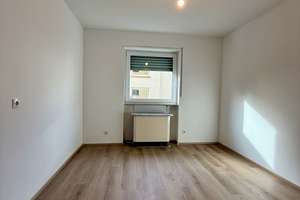 Lichtdurchflutete und geräumige 4-Zimmer-Wohnung  – Durlacher Straße 21, 68219 Rheinau, Mannheim – Vorschaubild 9