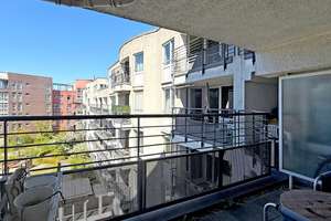 Vermietete 2-Zimmer-Wohnung mit Aufzug und Balkon direkt an der Elbe - Wentzel Dr. – Die vollständige Adresse der Immobilie erhältst du vom Anbieter., 20539 Rothenburgsort, Hamburg – Vorschaubild 8
