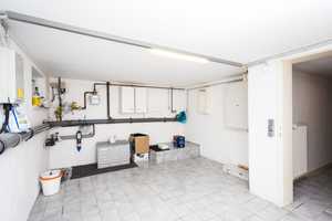 Großes Reihenhaus mit fünf geräumigen Zimmern + Garten + Garage + PKW Stellplatz in Langenhagen – Hannover (Kreis) – Vorschaubild 29