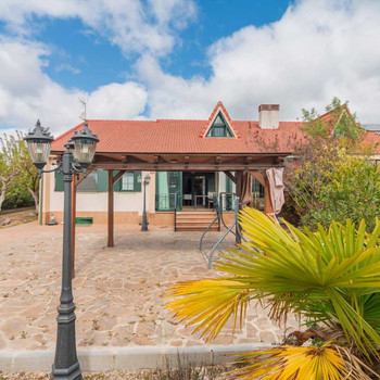 Reihenhaus mit Traumblick in Guadarrama, 622 m² Grundstück und privilegierter Aussicht
