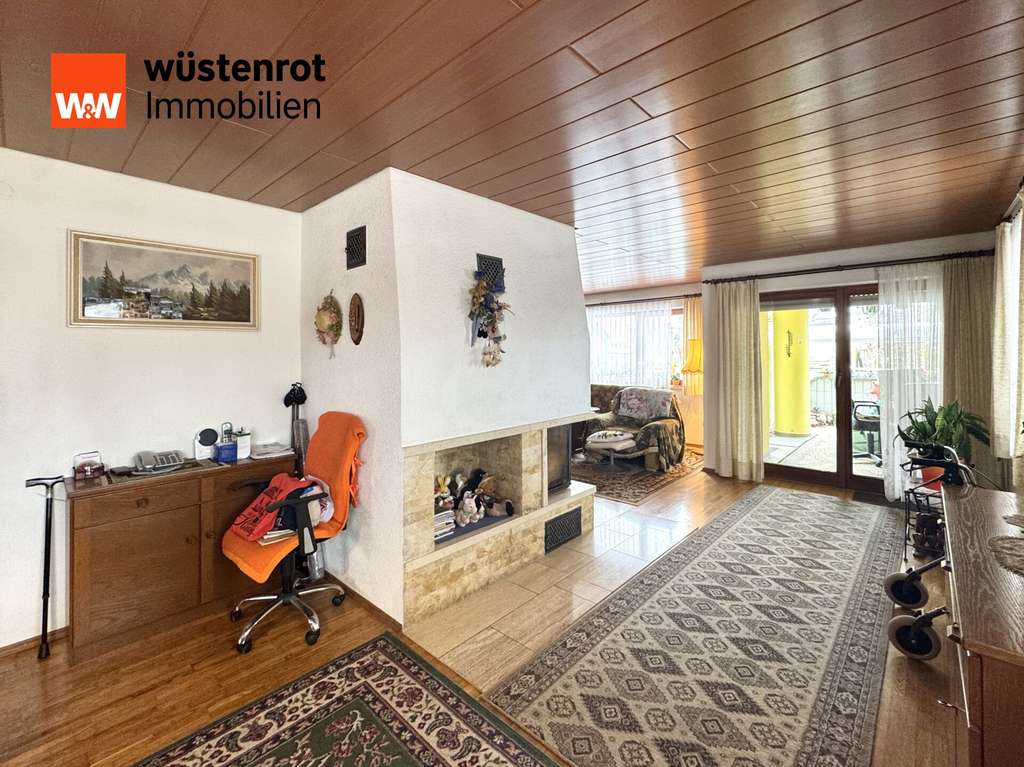 Immobilie in Kißlegg - Liebevoll gepflegtes Familienhaus mit Gartenidylle in Kißlegg, 2 Garagen - Bild 3