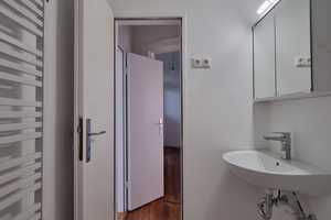 Helle modernisierte 2-Zimmer-Whg. (Schreventeich) inkl. EBK & Balkon – Weißenburgstraße 46, 24116 Kiel – Vorschaubild 10