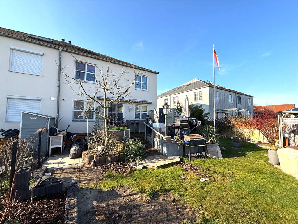 Immobilie in Velten - Frei ab 01.04.2026! Stadthaus/Eckhaus (WEG) in Velten zu verkaufen! - Bild 1