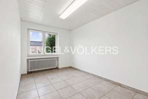 Großzügiger Bungalow mit vielseitigem Ausbaupotenzial in ruhiger Lage von Köln-Esch – Die vollständige Adresse der Immobilie erhältst du vom Anbieter., 50765 Esch/Auweiler, Köln – Vorschaubild 5