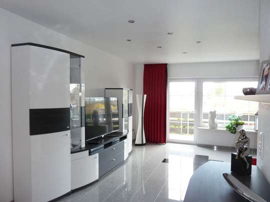 Hochwertige 117m² Wohnung mit Garten, Spitzboden und Keller - Bild 2