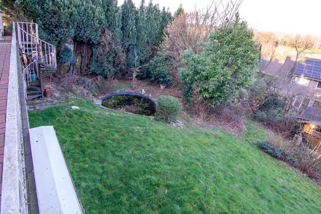 Immobilie in Odenthal - DIESES HAUS SUCHT KEINEN PERFEKTIONISTEN - SONDERN EINEN VISIONÄR - Bild 0