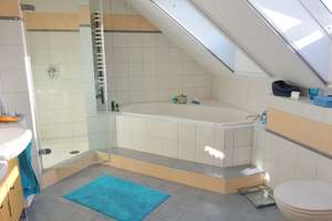 Großzügiges 7-Zimmer Haus mit grossem Garten, Garage und Carport in Wimsheim – Die vollständige Adresse der Immobilie erhältst du vom Anbieter., 71299 Wimsheim – Vorschaubild 12