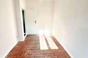 Charmante 2-Zimmer-Wohnung im 1. Obergeschoss mit Potenzial in gepflegtem Altbau – Olbersstraße 51G, 10589 Charlottenburg, Berlin – Vorschaubild 14