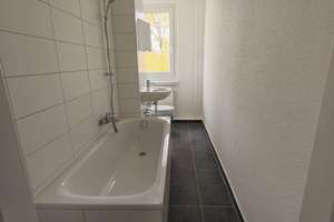 Helle 3-Zi. mit Balkon, Wanne & Laminat in ruhiger Lage!  – Würzburger Straße 36 C, 9130 Sonnenberg, Chemnitz – Vorschaubild 22