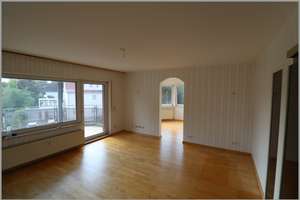 freigestellte 4,5-Zimmer-Eigentumswohnung mit Balkon
und Tiefgarageneinstellplatz – 49124 Bad Rothenfelde – Vorschaubild 3
