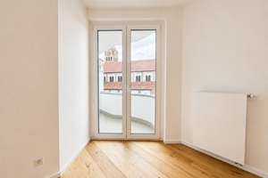 Umfassend modernisierte 2-Zimmer-Wohnung mit Balkon, Aufzug und Kellerraum im Zentrum Düsseldorfs! – Gerresheimer Straße 65, 40211 Stadtmitte, Düsseldorf – Vorschaubild 11