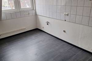 4-Zimmerwohnung in Gelsenkirchen-Schalke -WBS erforderlich- – Waldemarstr. 8, 45881 Schalke, Gelsenkirchen – Vorschaubild 2