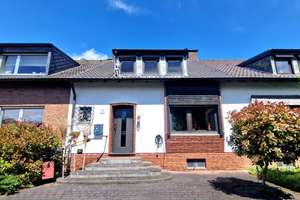 Gepflegtes, modernes Reihenmittelhaus mit 4 Zimmern in Mönchengladbach-Lürrip