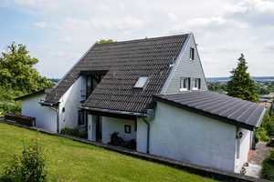Einfamilienhaus mit Einliegerwohnung, traumhaftem Fernblick, großem Garten in Oelber am weißen Wege – Wolfenbüttel (Kreis) – Vorschaubild 5