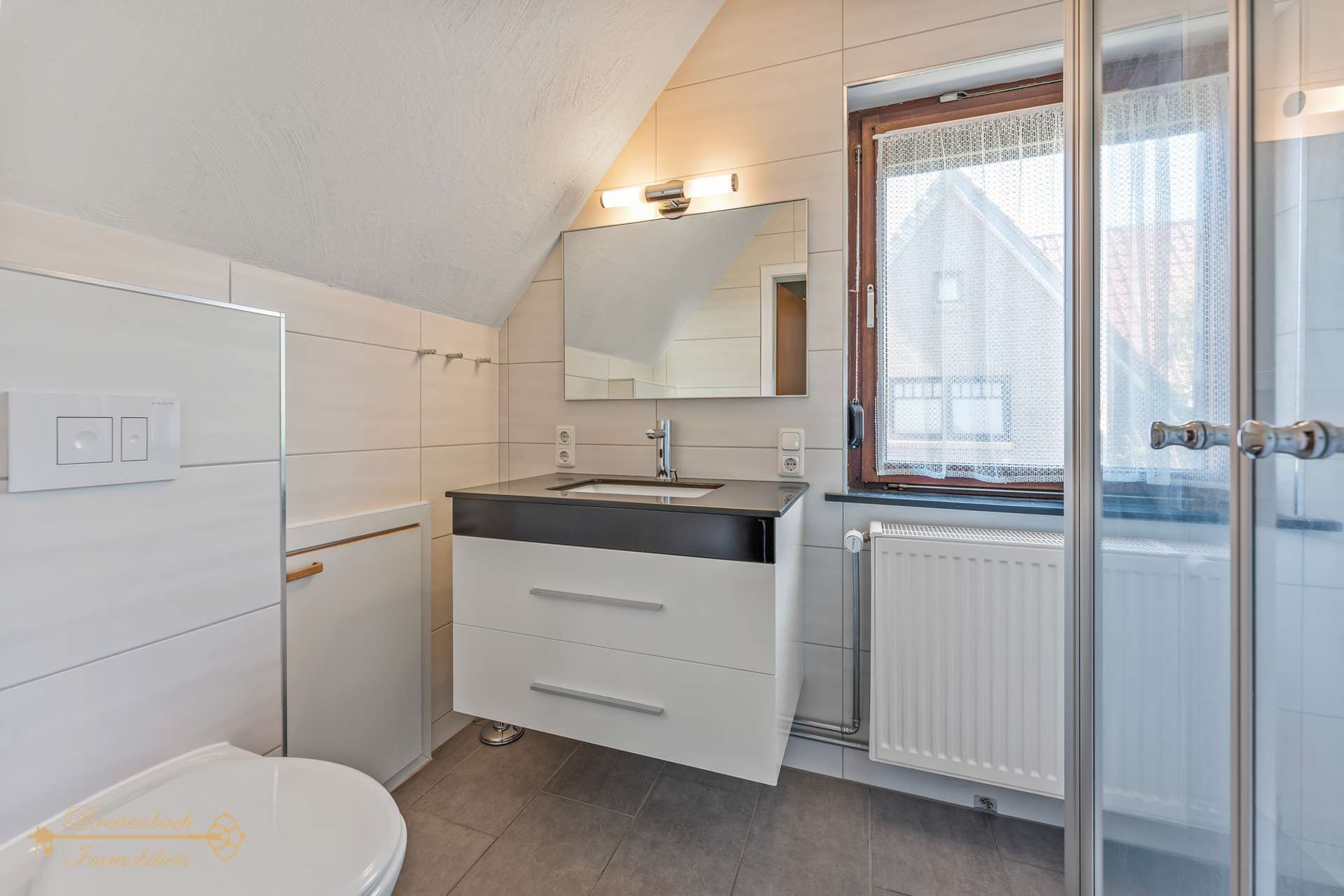 Immobilie in Elsfleth - Ihr neues Zuhause mit Charme, Kamin und liebevoll gestaltetem Garten - Bild 9