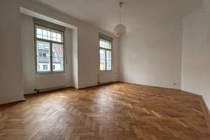 Exklusive, lichtdurchflutete 4-Zimmer-Altbauwohnung mit Parkett & hohen Decken im Bismarckviertel – Die vollständige Adresse der Immobilie erhältst du vom Anbieter., 86159 Bahnhofs-, Bismarckviertel, Augsburg – Vorschaubild 2
