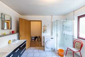 Großzügiges Mehrfamilienhaus mit Gewerbe und Potenzial! – Hohenlohekreis – Vorschaubild 22