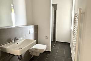 Lust auf Veränderung: 4-Zimmer-Wohnung mit Einbauküche im Zweitbezug – Mockauer Straße 4, 4357 Mockau-Süd, Leipzig – Vorschaubild 8