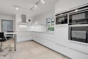 Luxuriöse Architektenvilla! 1.417 m² Grundstück in ruhiger Traumlage mit modernster Technik und ELW – Die vollständige Adresse der Immobilie erhältst du vom Anbieter., 95339 Wirsberg – Vorschaubild 6