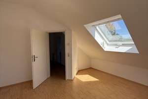 Ihr neues Zuhause: Gepflegte Maisonette mit Balkon, Garage & Top-Lage in Wiesbaden – Die vollständige Adresse der Immobilie erhältst du vom Anbieter., 65193 Nordost, Wiesbaden – Vorschaubild 6