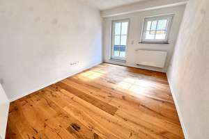 Provisionsfrei - Renovierte 3 Zimmer Wohnung mit Terrasse und Stellplatz in Heßdorf – Erlanger Straße 11, 91093 Heßdorf – Vorschaubild 17