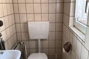 Charmantes Einfamilienhaus mit Garten und Nebengebäuden in ruhiger Lage – Die vollständige Adresse der Immobilie erhältst du vom Anbieter., 66994 Dahn – Vorschaubild 8
