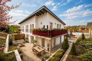 H5 | Neuwertige DHH mit EBK und top Energieeffizienz in Nittendorf/Undorf. Frei ab 01.08.