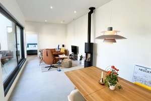 Ruhiges Dachgeschoss mit Terrasse & Kamin. Flexibel nutzbar, provisionsfrei – Corinthstr. 28, 10245 Friedrichshain, Berlin – Vorschaubild 4