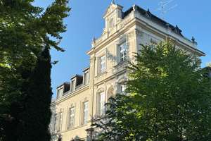 DG-Wohnung mit Charme – 
in denkmalgeschützter Jugendstilvilla in Alt-Solln