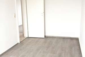 NEU renovierte 3-Raum-Wohnung in Jessin bei Grimmen mit Garten und Garage – Jessiner Dorfstraße 5, 18507 Grimmen – Vorschaubild 6