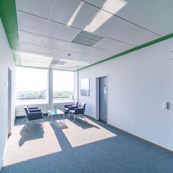 Mit Blick über Essen: Klimatisierte Büroflächen im RUHRTURM | viele Stellplätze | hauseigene Kantine