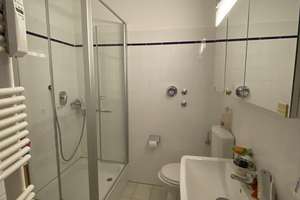 Schöne,helle 2-Zimmer-WG mit Südbalkon – Georgenschwaigstraße 29, 80807 Milbertshofen, München – Vorschaubild 4