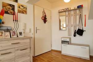Lichtdurchflutete DG-Wohnung mit TG-Stellplatz & Top-Anbindung in Karlsruhe – Die vollständige Adresse der Immobilie erhältst du vom Anbieter., 76189 Oberreut, Karlsruhe – Vorschaubild 2