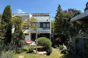 **privat** REH/Aschheim, 2 Gärten/2 Terrassen – Die vollständige Adresse der Immobilie erhältst du vom Anbieter., 85609 Aschheim – Vorschaubild 1
