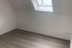 Feuerbach/ WG-Zimmer / zentral gelegen/ ab sofort frei – Sankt-Pöltener-Straße 17, 70469 Feuerbacher Tal, Stuttgart – Vorschaubild 4