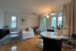 Bezugsfreie und gut geschnittene 3-Zimmer-Wohnung mit grosszügigem Balkon in Bogenhausen/Oberföhring – Die vollständige Adresse der Immobilie erhältst du vom Anbieter., 81925 Oberföhring, München – Vorschaubild 4