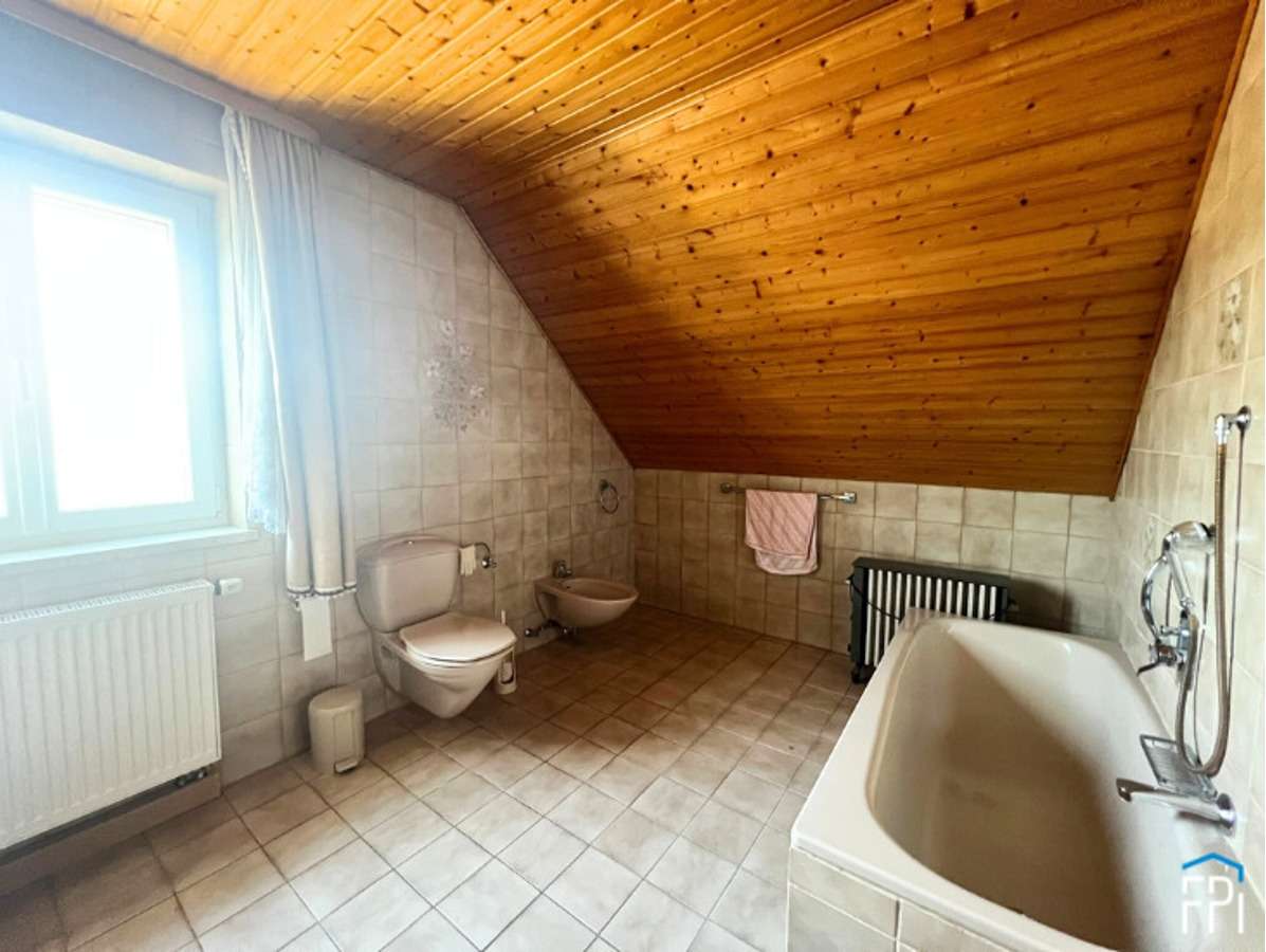 Immobilie in Kelheim - Herrlich zentral wohnen: Einfamilienhaus in Kelheim bei den Schulen - Bild 7