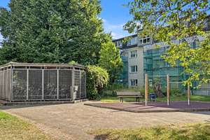 Hohe Decken, Balkon und Toplage: Attraktive 2-Zimmer-Wohnung in Essen-Rüttenscheid – Die vollständige Adresse der Immobilie erhältst du vom Anbieter., 45131 Rüttenscheid, Essen – Vorschaubild 10