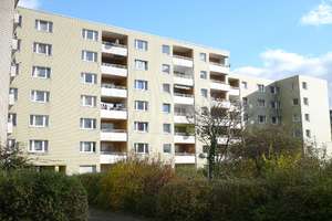 Wo das Leben so spielt - weitläufige 5-Zimmer-Wohnung – Riesengebirgsstr. 4, 53119 Tannenbusch, Bonn – Vorschaubild 3