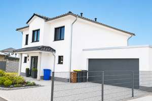 Exklusives Einfamilienhaus im Villenstil aus 2022 – KfW-40-Neubau mit Geothermie – Die vollständige Adresse der Immobilie erhältst du vom Anbieter., 39114 Herrenkrug, Magdeburg – Vorschaubild 2