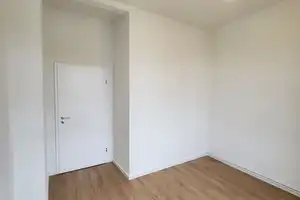 Geschmackvolle und geräumige 3-Raumwohnung + große Wohnküche + Parkplatzanmiet. mögl. + EBK-Option! – Alt Salbke 69, 39112 Magdeburg – Vorschaubild 16