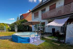 Sonnige 4-Zimmer-Wohnung mit Balkon in Hiddenhausen